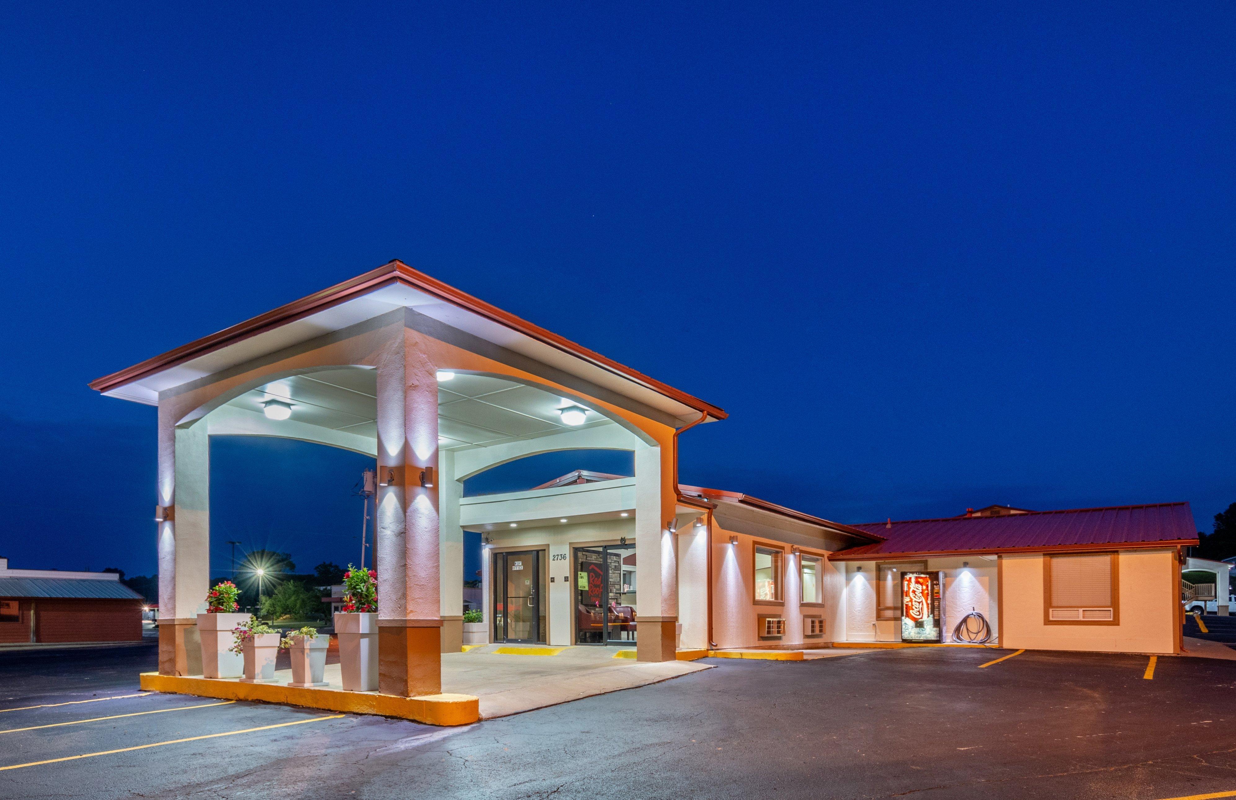 Red Roof Inn Buffalo, Tx Buitenkant foto