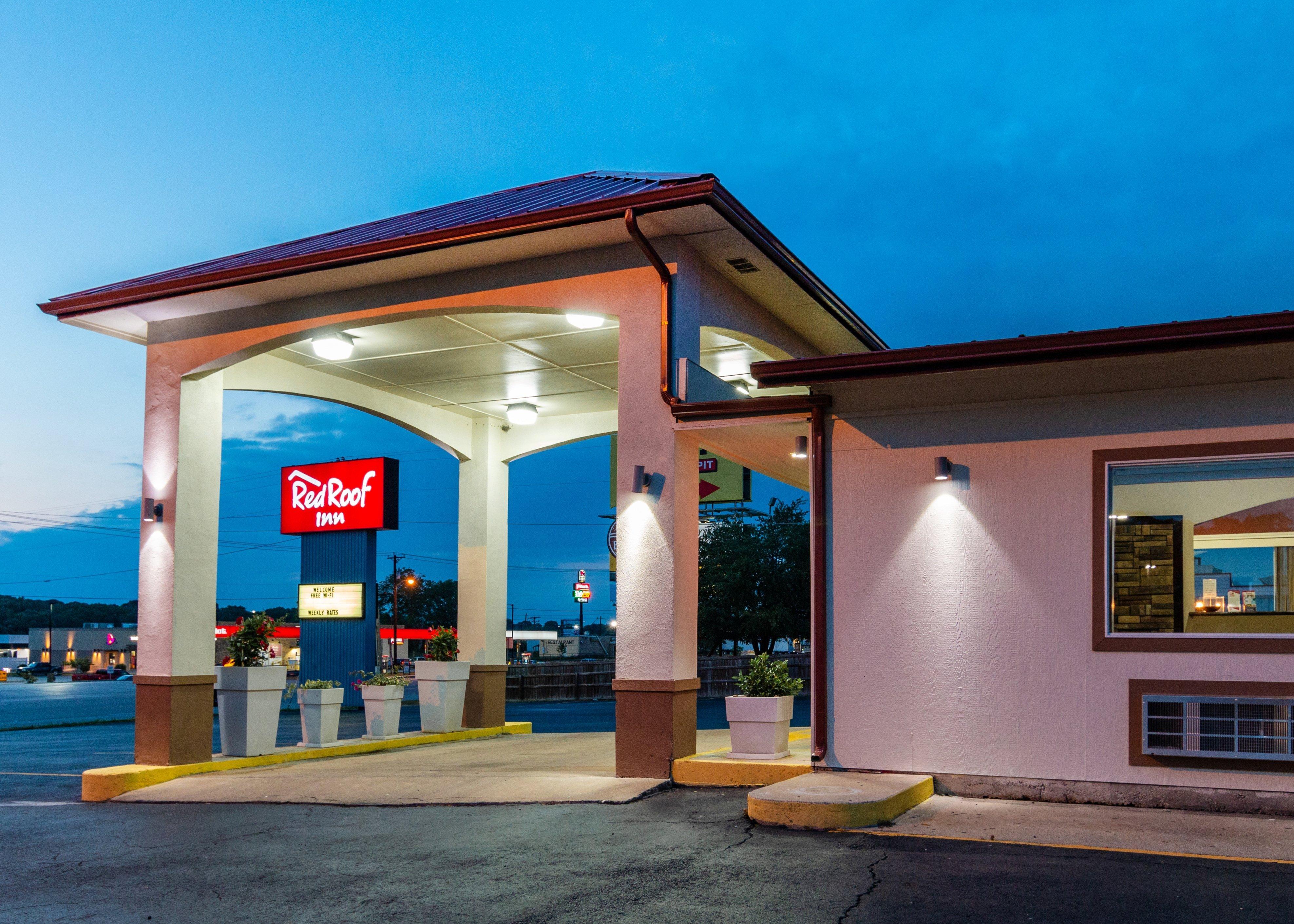 Red Roof Inn Buffalo, Tx Buitenkant foto