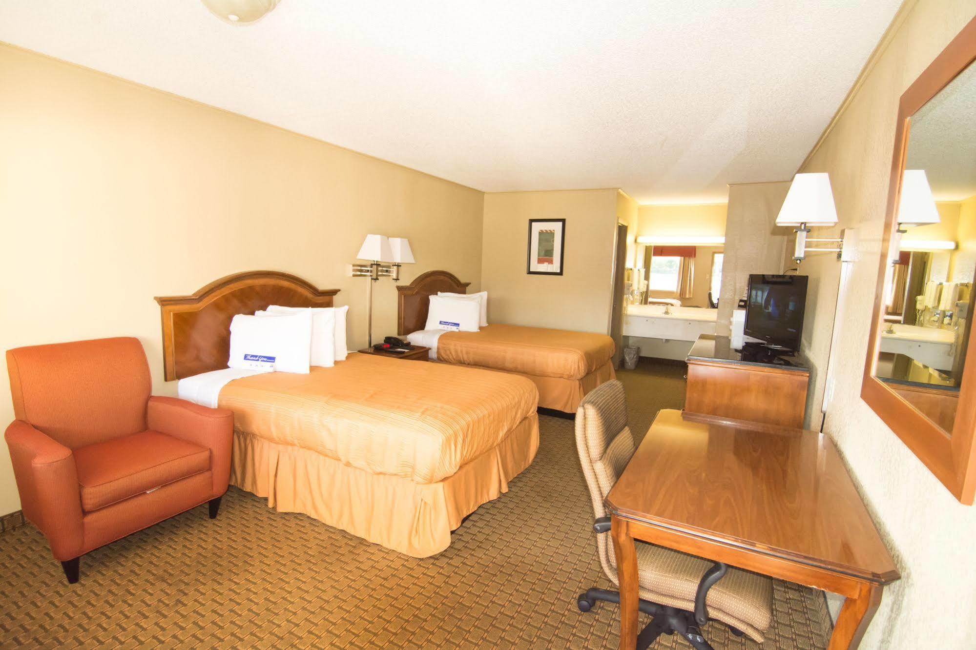 Red Roof Inn Buffalo, Tx Buitenkant foto